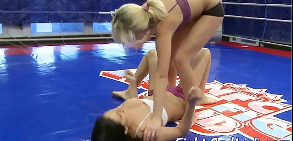  Pussylicking lesbos wrestle in a boxing ring
